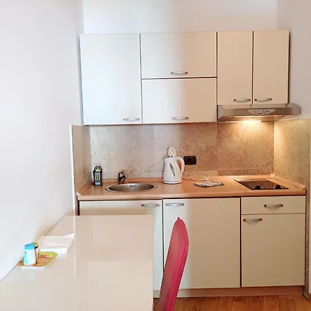 Apartments Altea Рафаїловичі Екстер'єр фото