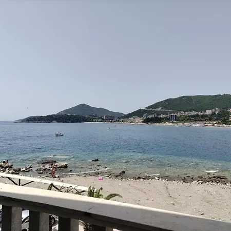 Apartments Altea Рафаїловичі Екстер'єр фото