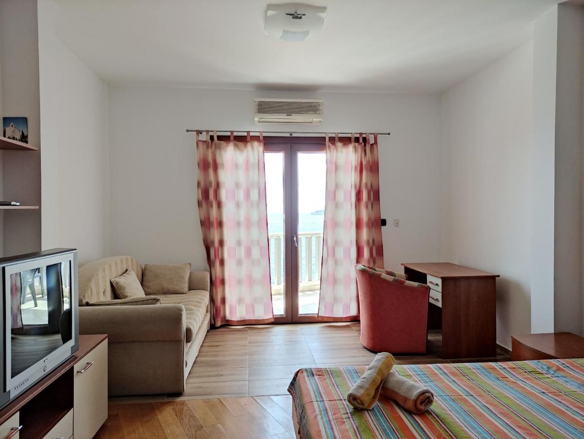Altea Apartman *